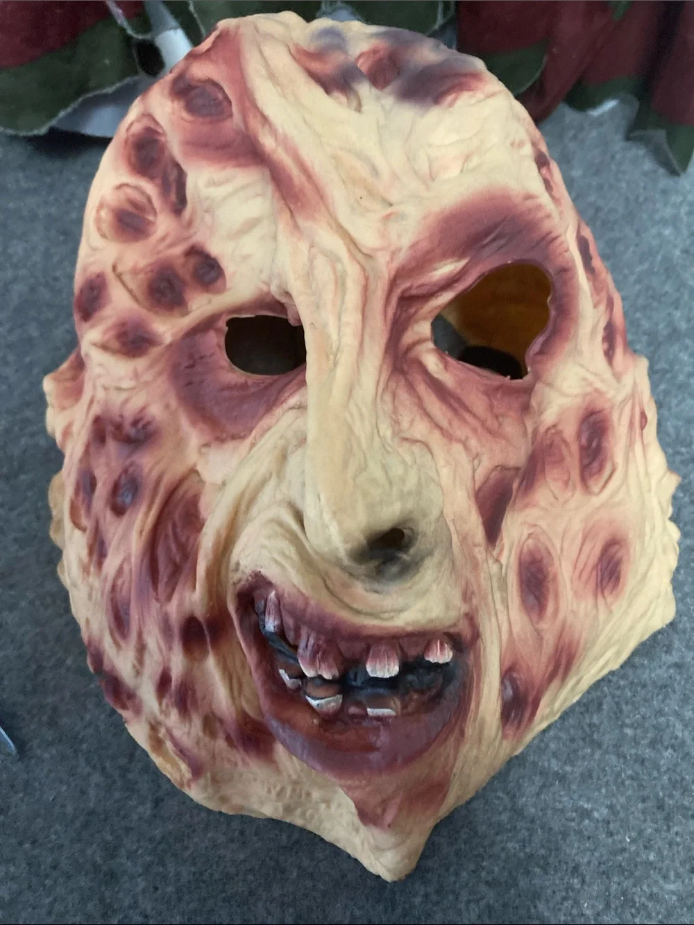 Nightmare on Elm Street 3 piece costume, mask, glove, shirt adult size